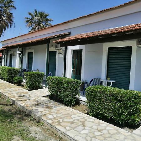 Charming Beach Studios Kávos Екстериор снимка