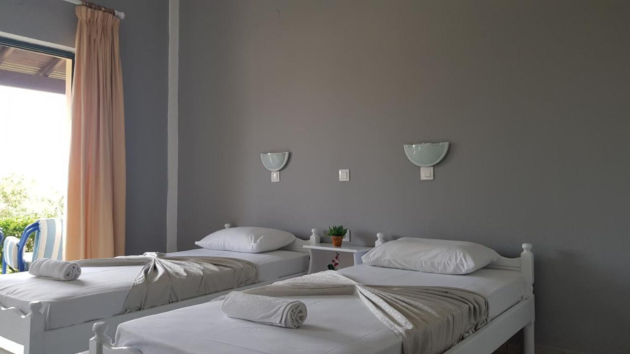 Charming Beach Studios Kávos Екстериор снимка