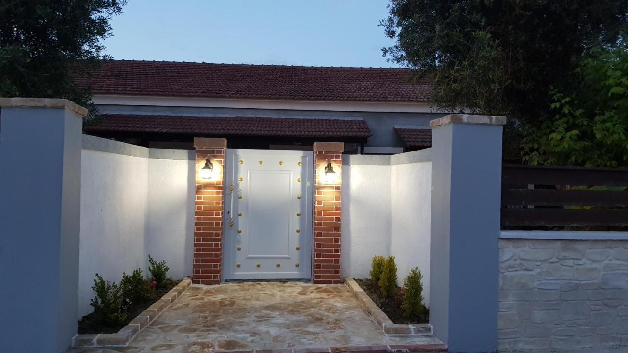 Charming Beach Studios Kávos Екстериор снимка