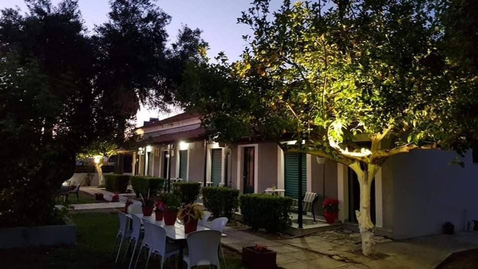 Charming Beach Studios Kávos Екстериор снимка